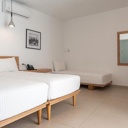 Sea Breeze Hotel (Adults Only) แอร์ซอนิสซอส ภายนอก รูปภาพ
