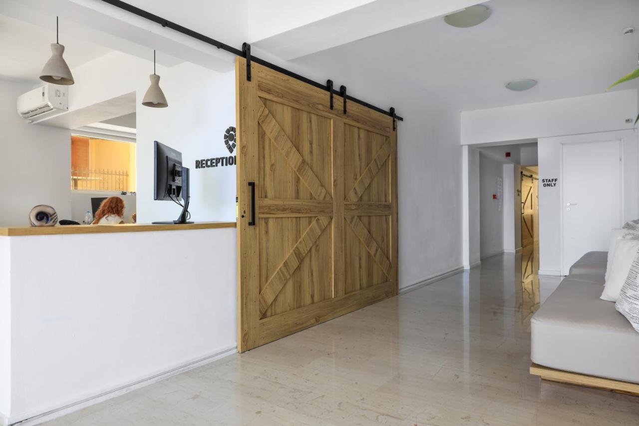 Sea Breeze Hotel (Adults Only) แอร์ซอนิสซอส ภายนอก รูปภาพ