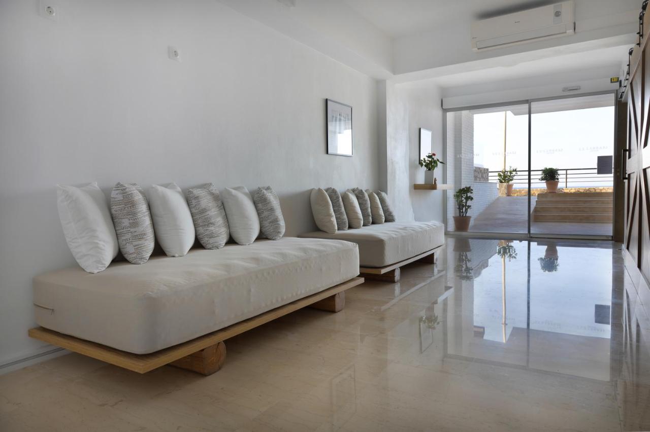 Sea Breeze Hotel (Adults Only) แอร์ซอนิสซอส ภายนอก รูปภาพ