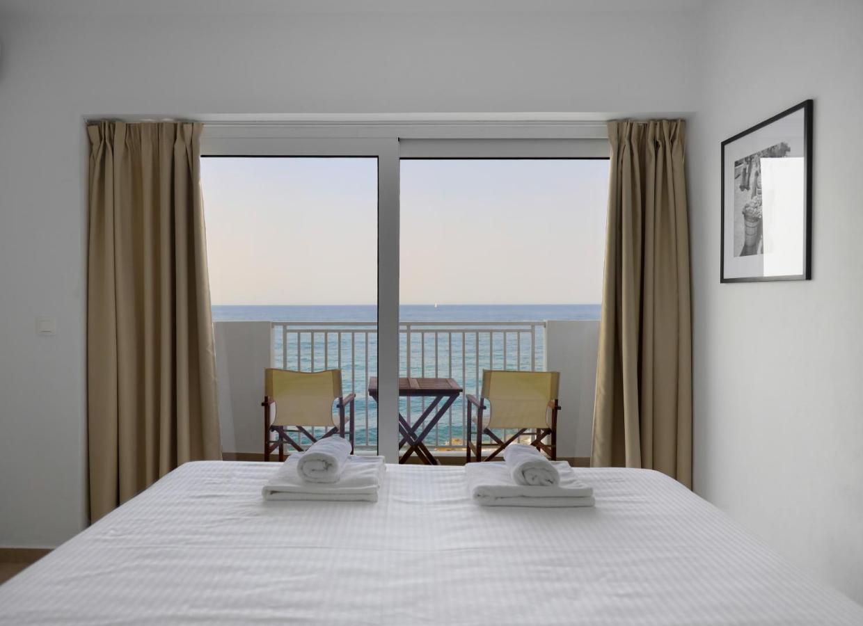 Sea Breeze Hotel (Adults Only) แอร์ซอนิสซอส ภายนอก รูปภาพ